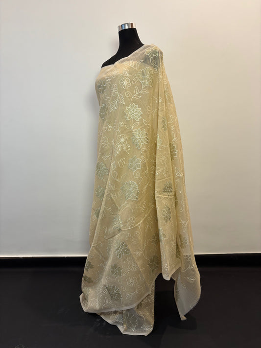 Subtle Bloom in Kota applique