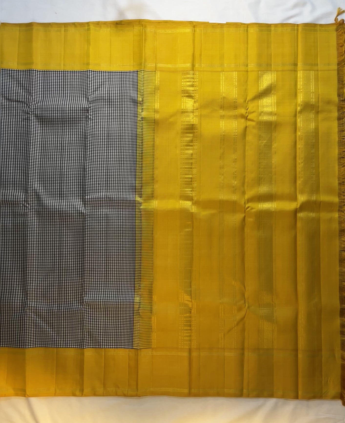 Kajivaram Silk Saree (black & white)