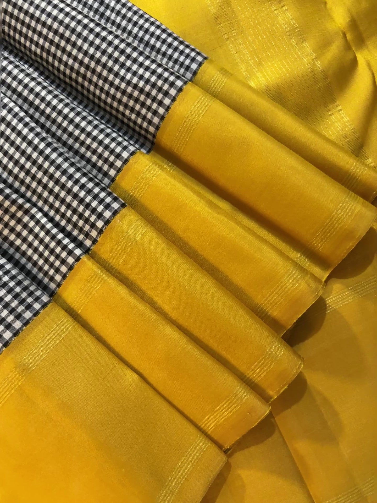 Kajivaram Silk Saree (black & white)