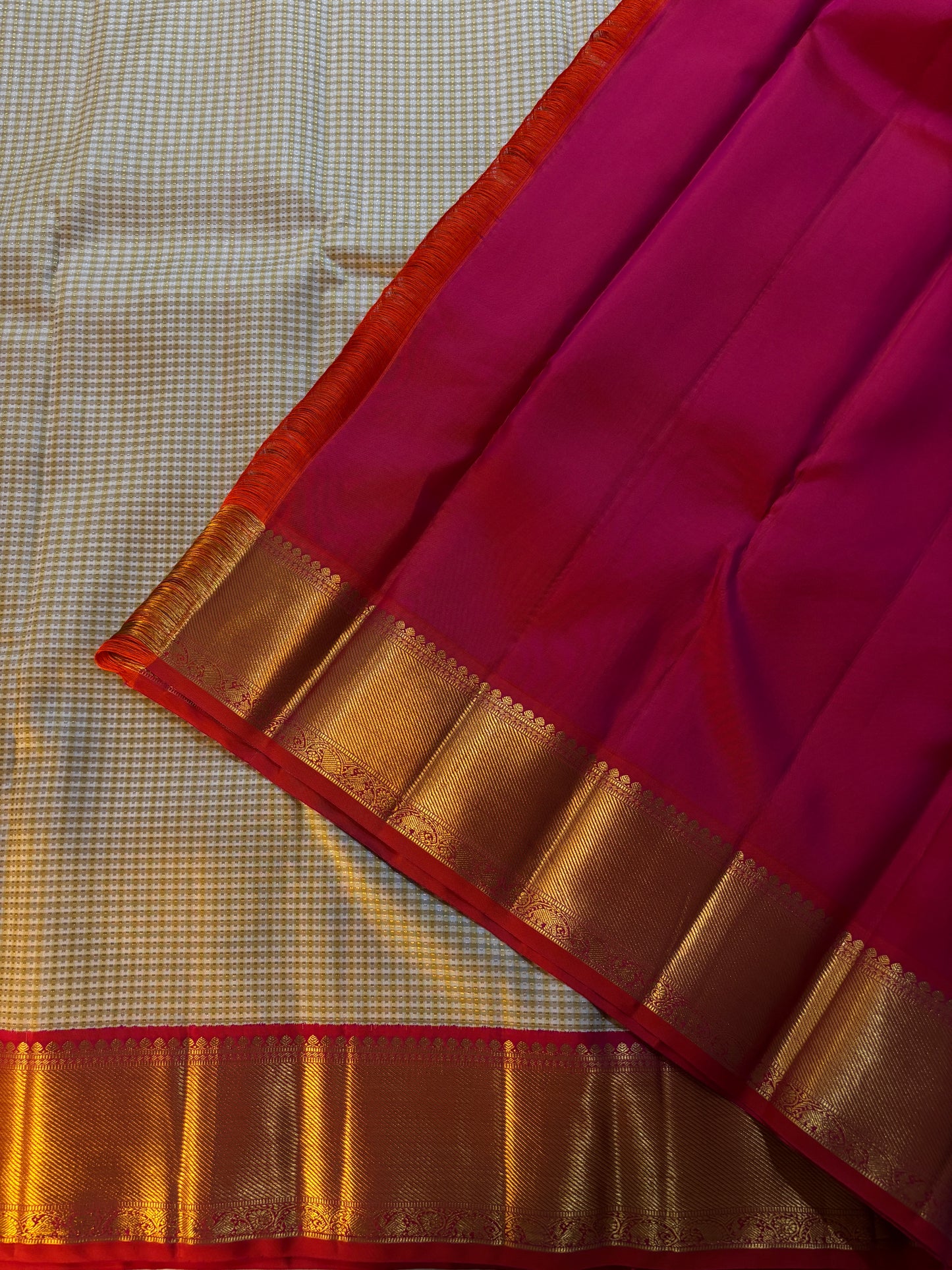 Kajivaram Silk Saree (Jacquard weaving)